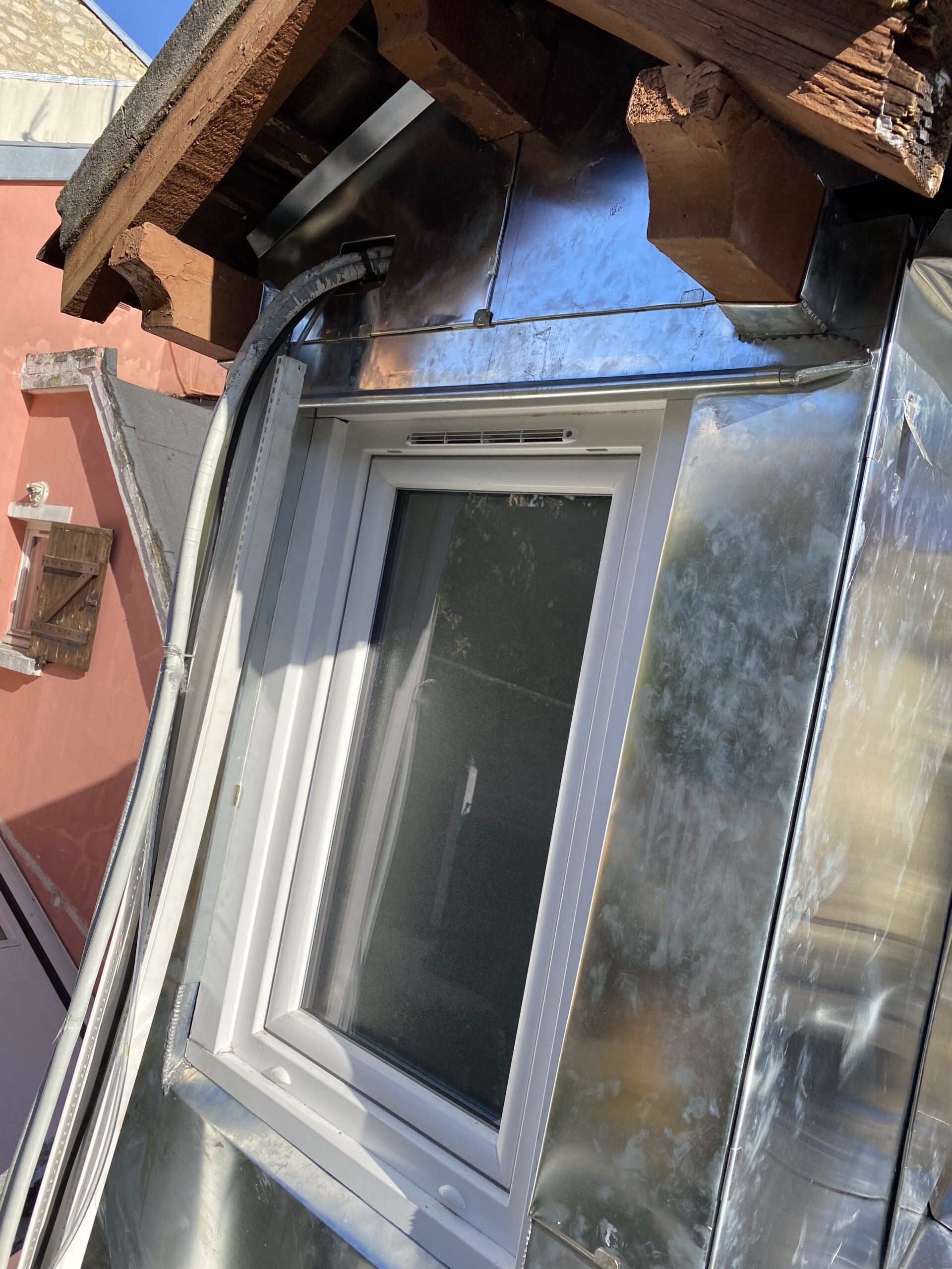 Pose-de-zinc-sur-mesure-a-Reims-scaled.jpg